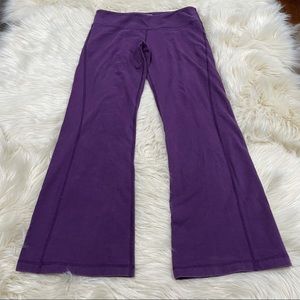 Lululemon yoga pants size 10
